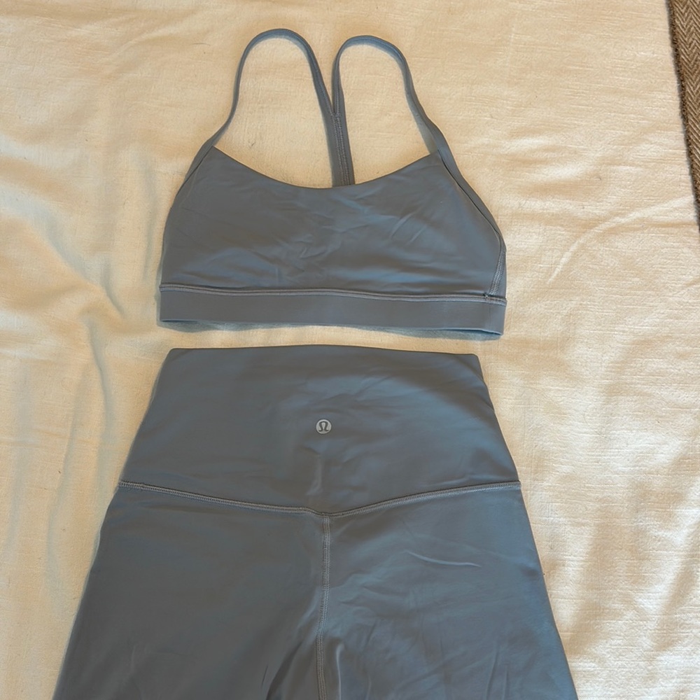 Lululemon Align Set in Chambray. Comes with both leggings and bra.